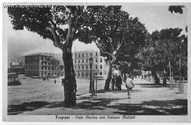 Trapani-Palazzo_Mutilati-001.jpg