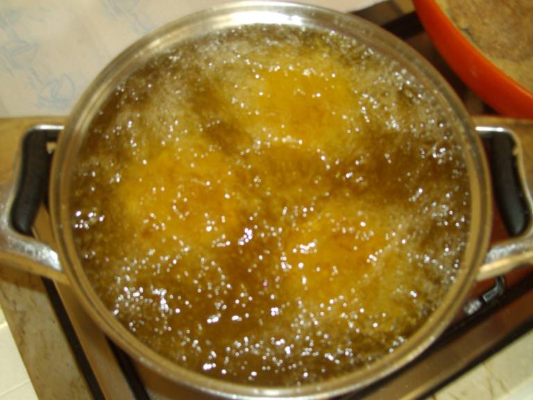 friggere i timballi nell'olio bollente