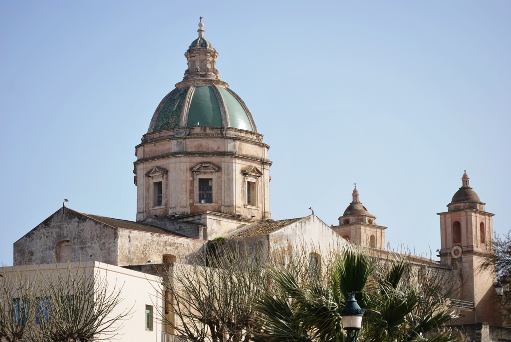 una foto della chiesa di San Francesco D'Assisi in Trapani