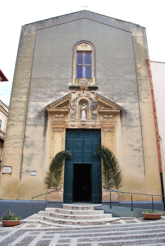 una foto della chiesa di San Francesco D'Assisi in Alcamo