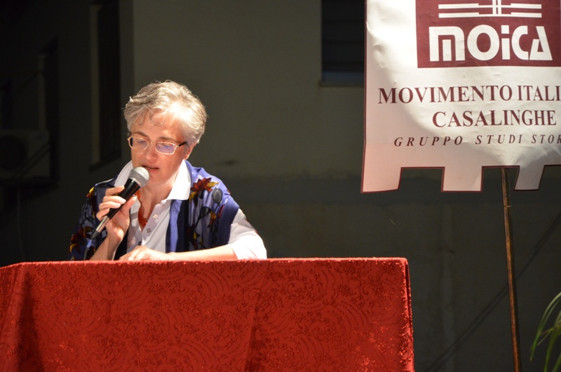 Una foto dell'evento al microfono il presidente Francesca Campo